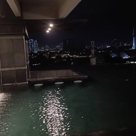 Cozy Flexus Signature 4 Guests Pool Nflix Hbo Kuala Lumpur Dış mekan fotoğraf